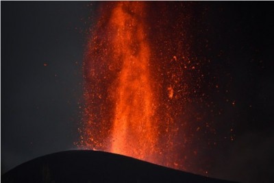 Volcano in Spain's La Palma erupts again Volcano in Spain's La Palma erupts again