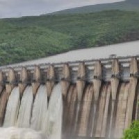 Heavy inflows raise water level in Karnataka's Almatti dam