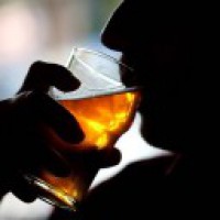 4 die after consuming spurious liquor in UP
