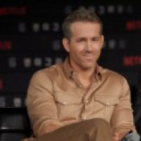 Ryan Reynolds talks about his resemblance to Kate Beckinsale