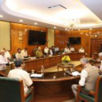 Amit Shah holds meet on COVID-19, reviews supply of daily needs