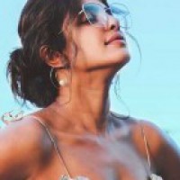 Priyanka Chopra enjoys 'last few days of summer'