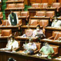 K'taka passes Land Reforms, APMC Bills amid opposition walkout