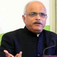 BJP MP gives 5-point advice to Uddhav, warns against lockdown