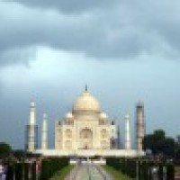 Explore Palace on Wheels option for Taj Mahal's visitors: SC
