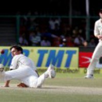 NZ call up Somerville to replace injured Boult for Sydney Test