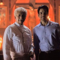 Tusshar Kapoor: Working with Naseeruddin Shah easy as he doesn't carry baggage