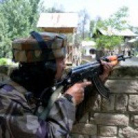 2 militants, CRPF trooper killed in gunfight in Pulwama district