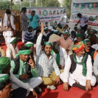 Farmers unanimously reject Centre's proposal, protest to continue