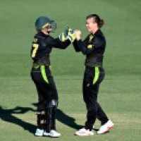Gardner, Schutt help Australia beat New Zealand in 1st T20I