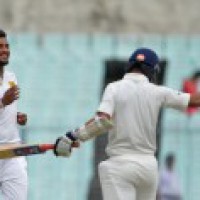 Suranga Lakmal out of Pak Test series due to dengue