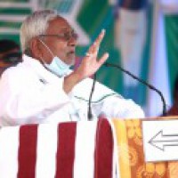 'This is my last election,' Nitish announces at poll rally