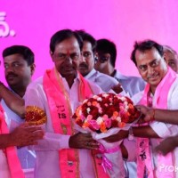 Live : 17th plenary session of Telangana Rashtra Samithi