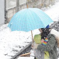13 dead, 250 injured as record snowfall blankets Japan