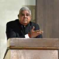 Bengal Guv says cops being made to do political jobs