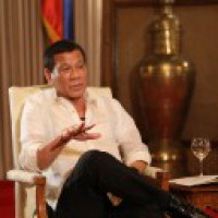 Filipinos defy quarantine, protest against Duterte