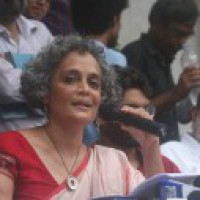 Cong, BJP slam Arundhati Roy over her remarks on NPR