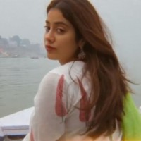 Janhvi Kapoor spends a 'fun' day at the beach