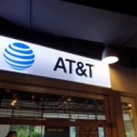 AT&T plans to cut 3,400 jobs, shuts down 250 stores