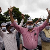 Telangana Ministers, lawmakers rally on roads; oppn too holds protests