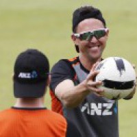 Boult skips training as NZ men & women hit the greens at Bay Oval