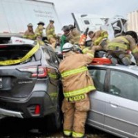 6 killed in massive Texas pileup