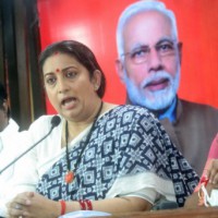Smriti Irani slams Rahul, Sonia, asks if they are farmers?