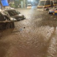 Torrential rains paralyse Mumbai
