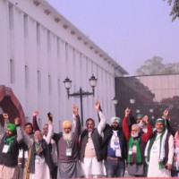 Farmers welcome govt's proposal in latest round of talks