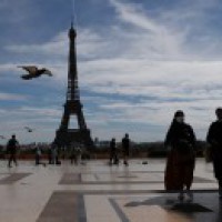 Latest Covid-19 wave could 'overwhelm' France