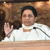 Mayawati slams Priyanka for ignoring Kota hospital tragedy