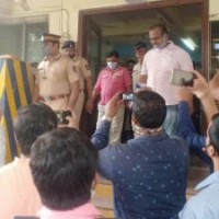 Mumbai 'dabbawala' official nabbed in loan fraud
