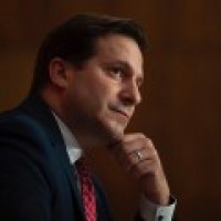 Canada plans to bring in more immigrants in next 3 yrs
