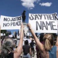 Anti-racism art on White House barricades to be preserved