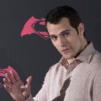 Henry Cavill finds 'Superman' rumours extraordinary yet frustrating