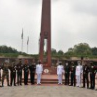 Coursemates pay homage to Colonel Santosh Babu