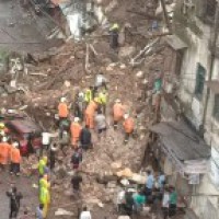 4 killed, 15 rescued as 2 buildings collapse in Mumbai