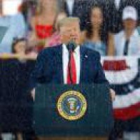 Trump vows to defeat 'radical left' in I-Day speech