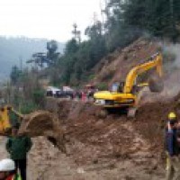 Landslide on NH-10 cuts off Bengal-Sikkim road link