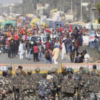 Security beefed up at Delhi-Gurugram border amid farmers' stir