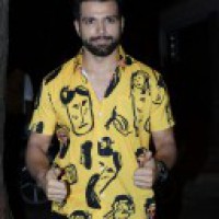 Rithvik Dhanjani's Covid test video leaves celebs, fans amused