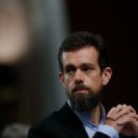 Dorsey unfollows Zuckerberg on Twitter with elan