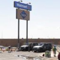 Walmart makes face coverings mandatory in US