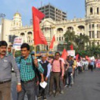 Anti-CAA protests continue to hit rail, road traffic in Bengal
