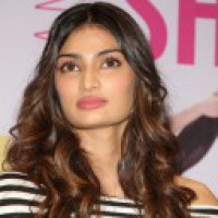 Athiya Shetty admits her Monday was a blur