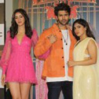 'Pati Patni Aur Woh' is a fun watch