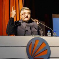 Prasad complements HP CM for best performing state