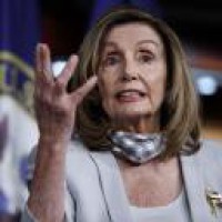 Pelosi pictured without mask in hair salon