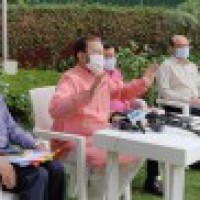 Javadekar flags off 50 CPCB teams to curb pollution in Delhi-NCR