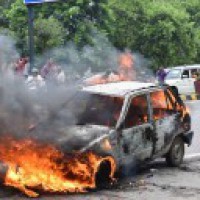 Car catches fire in Mumbai building, no casualties